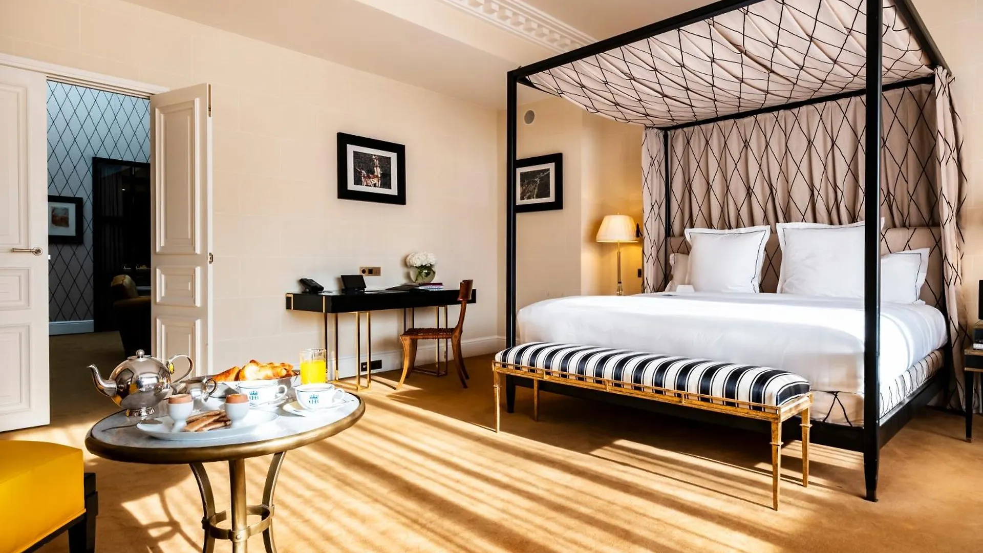 Hotel De Berri Champs-Elysees, A Luxury Collection Hotel Paris France