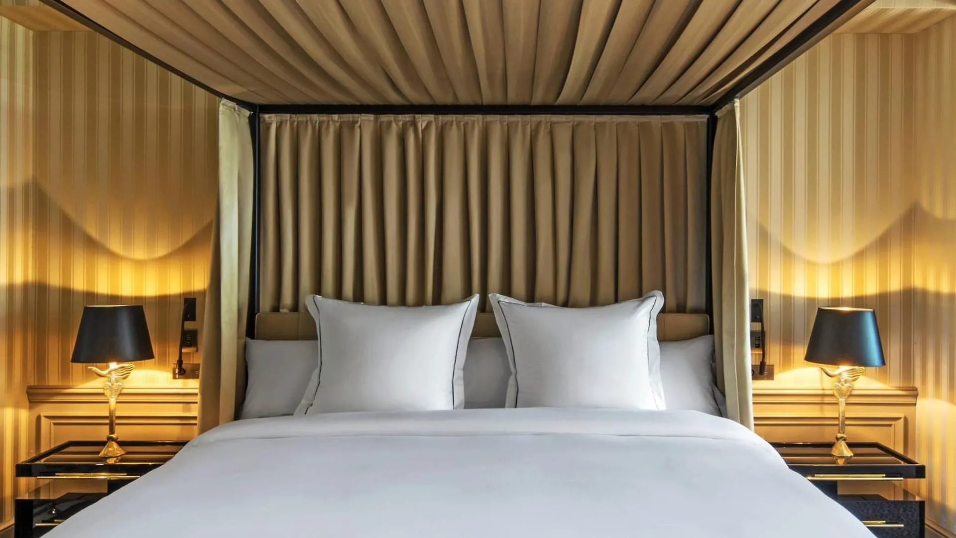 Hotel De Berri Champs-Elysees, A Luxury Collection Hotel Paris France