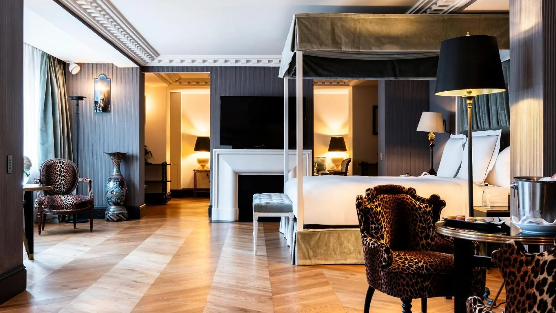 Hôtel de Berri Champs-Élysées, a Luxury Collection Hotel Parigi