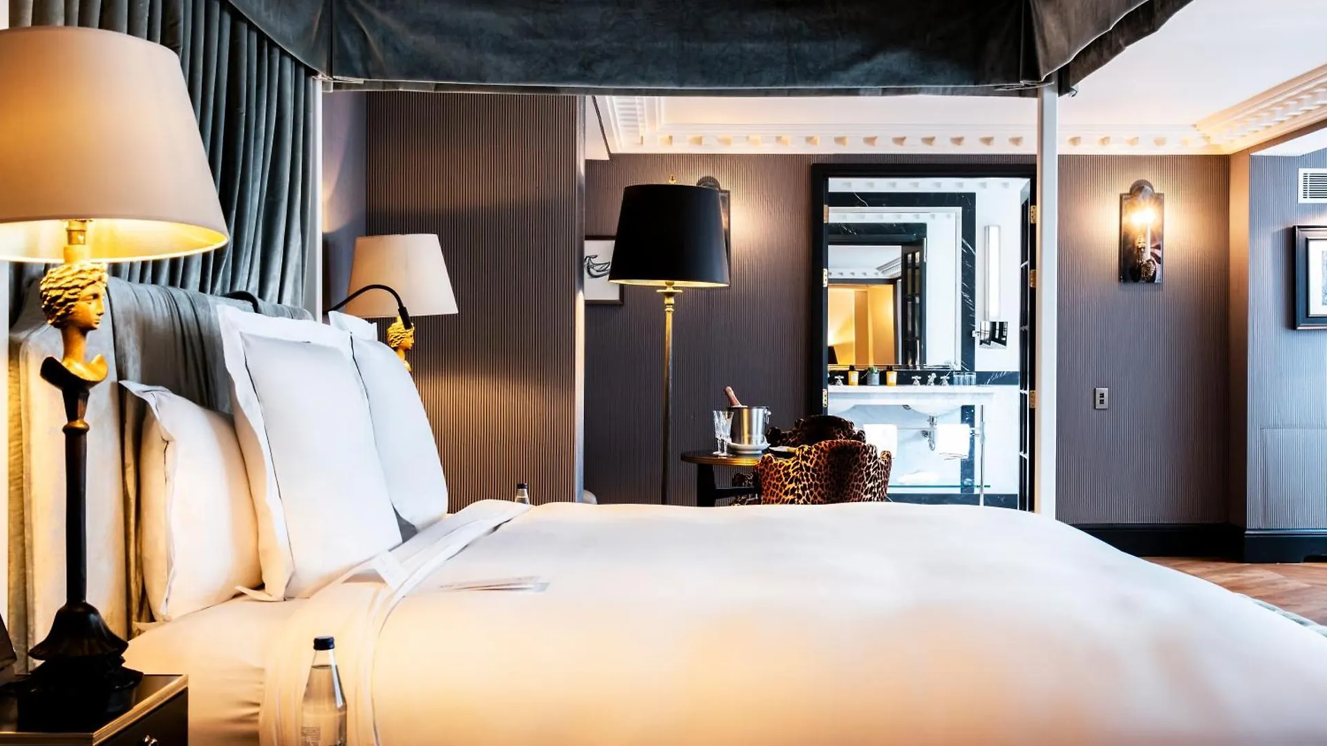 Hôtel de Berri Champs-Élysées, a Luxury Collection Hotel Parigi