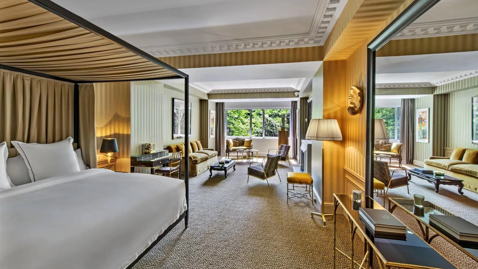 Hôtel de Berri Champs-Élysées, a Luxury Collection Hotel Parigi