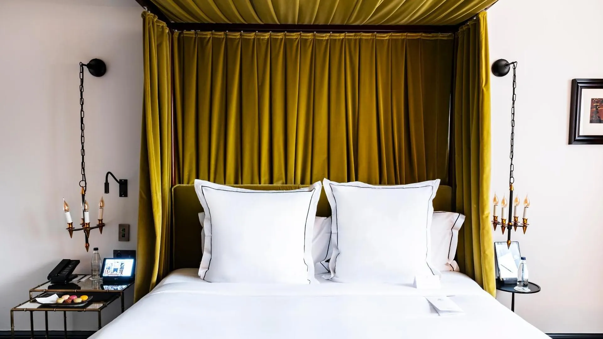 *****  Hotel De Berri Champs-Elysees, A Luxury Collection Hotel Paris France