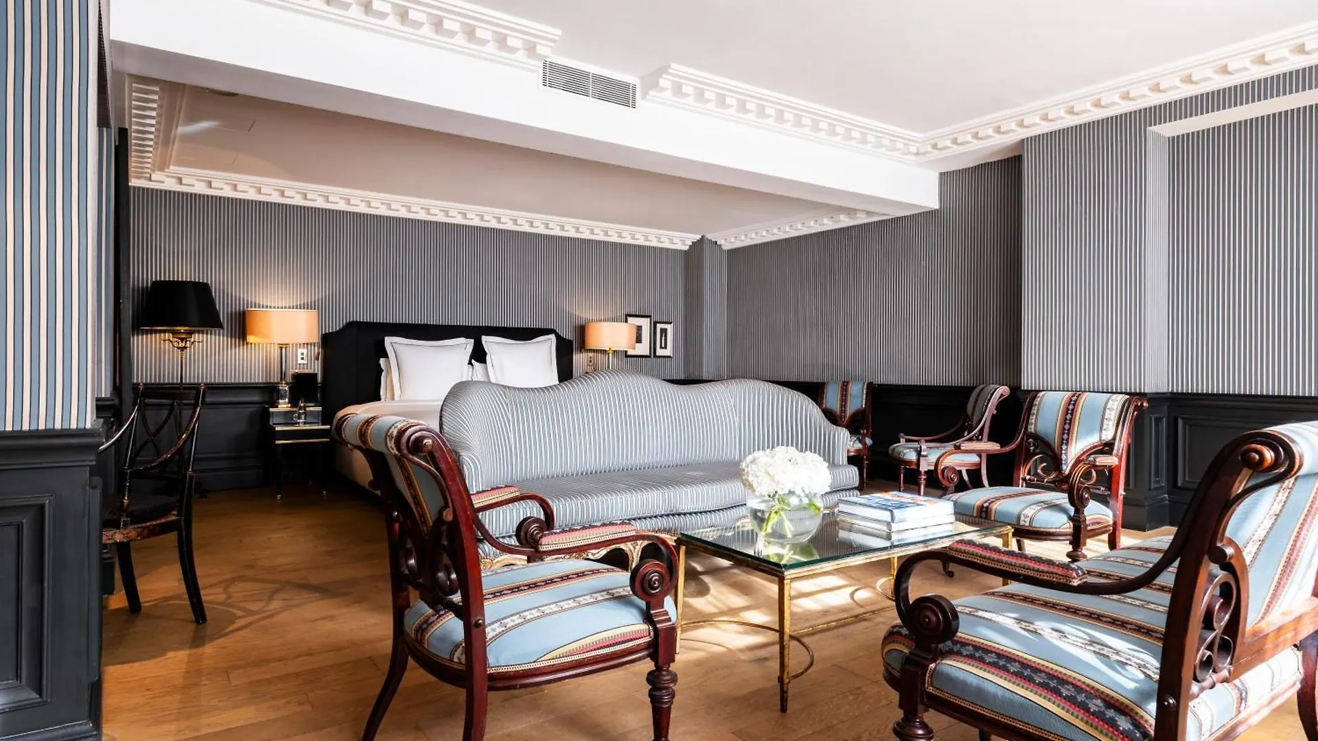 Hotel De Berri Champs-Elysees, A Luxury Collection Hotel Paris