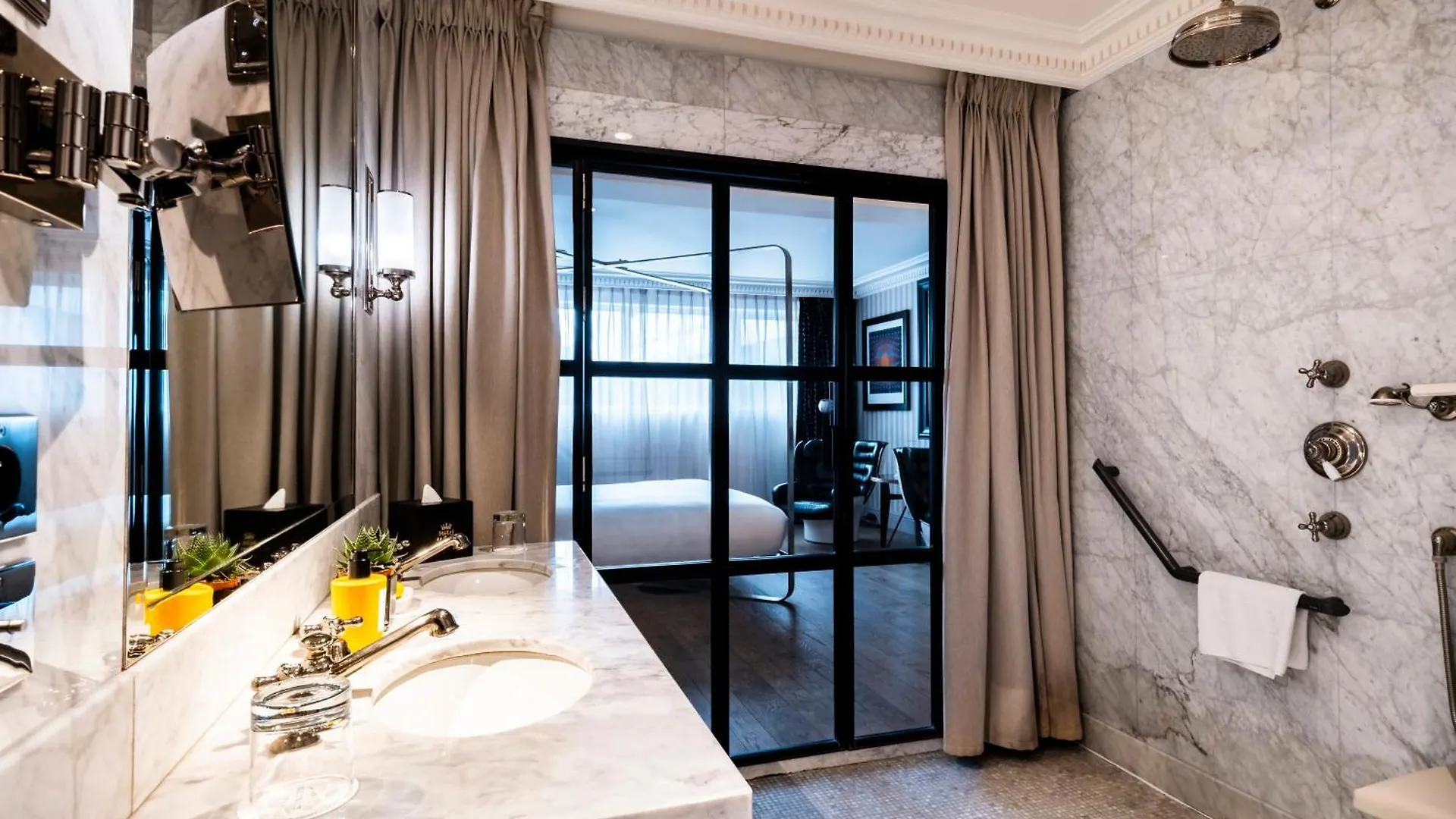 Hotel De Berri Champs-Elysees, A Luxury Collection Hotel Paris