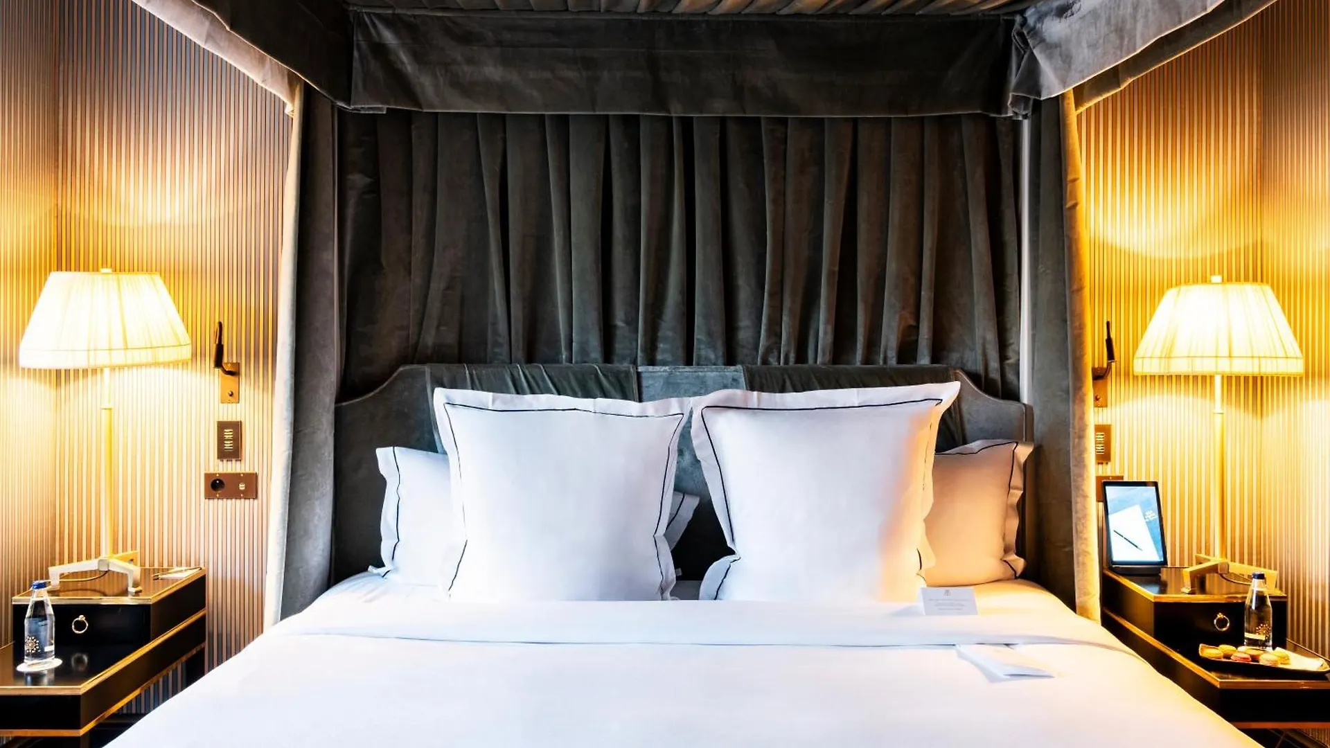 *****  Hotel De Berri Champs-Elysees, A Luxury Collection Hotel Paris France