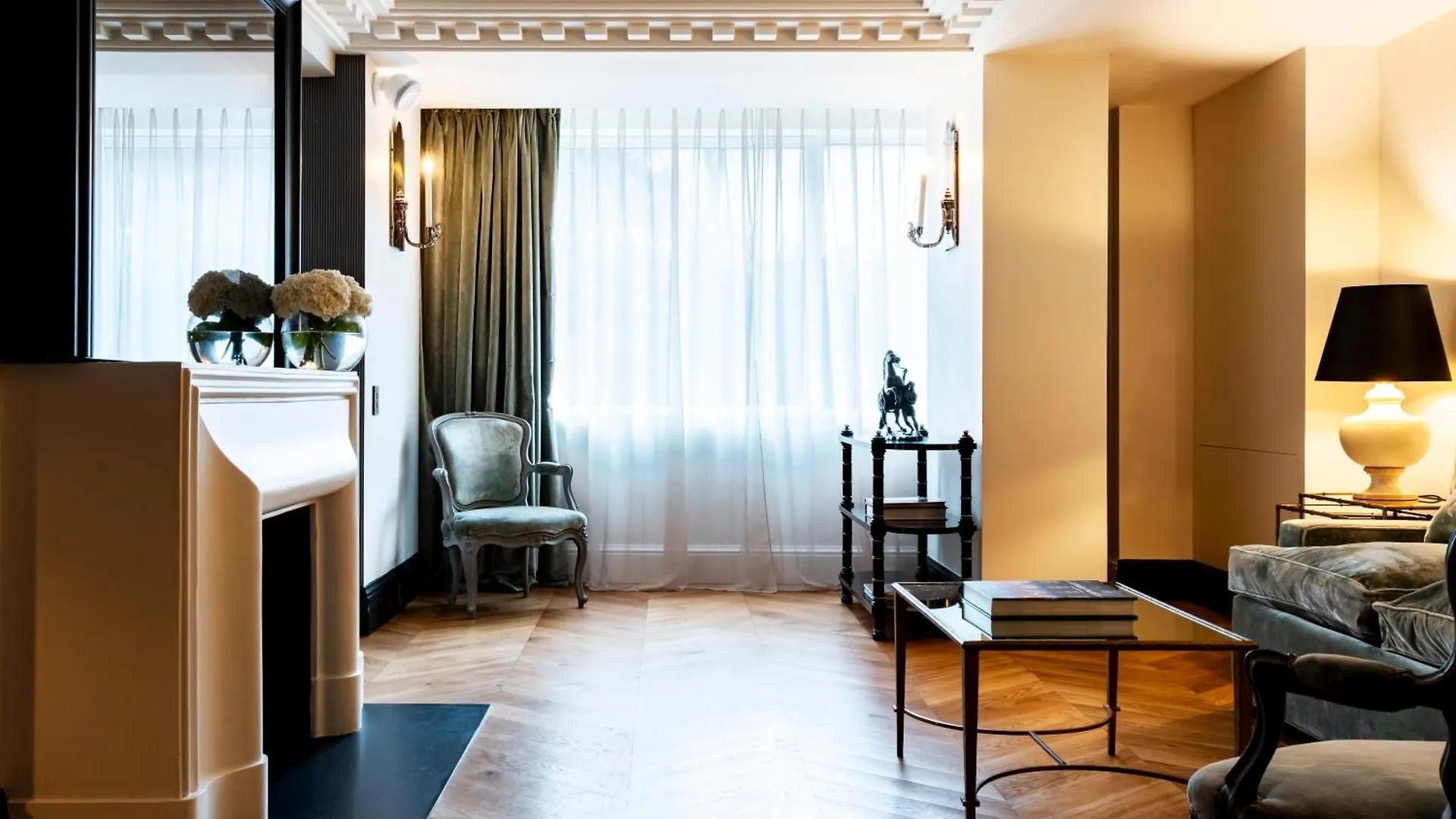 Hotel De Berri Champs-Elysees, A Luxury Collection Hotel Paris
