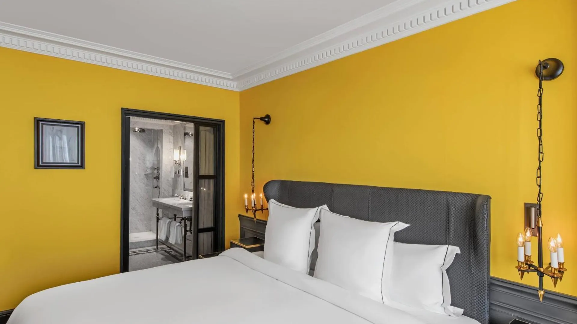 Hotel De Berri Champs-Elysees, A Luxury Collection Hotel Paris